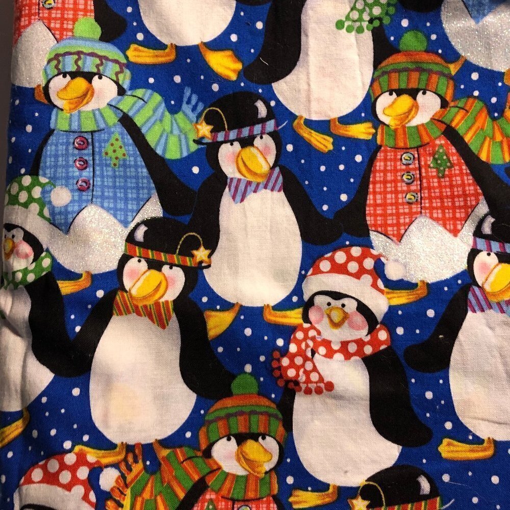 🛒$20 Quilt Cotton Fabric Material Just shy 3 yard Christmas Penguins Blue 4030